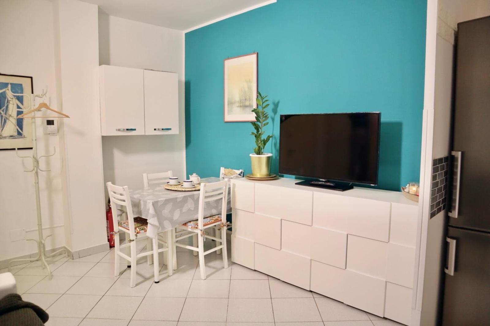 Apartment By The Martesana River Milan Bagian luar foto